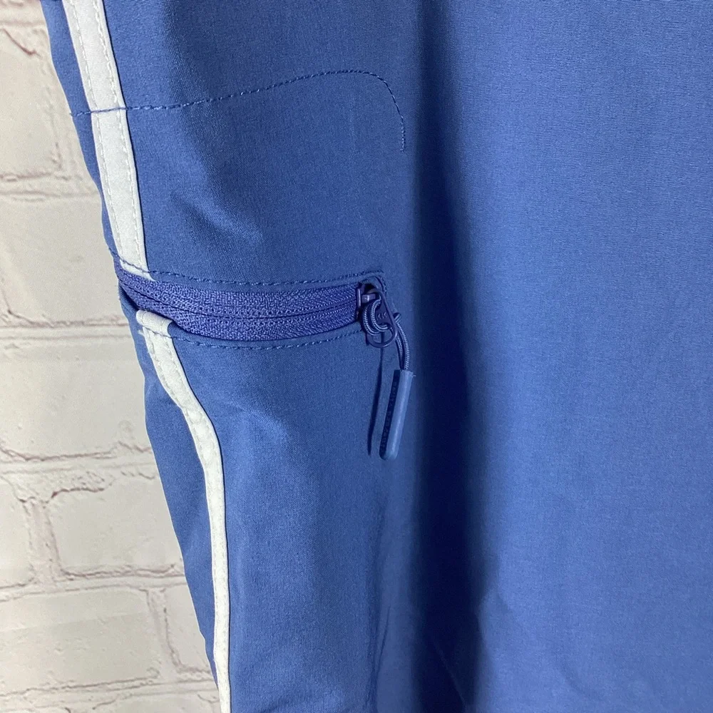 Vineyard Vines excellent vineyard